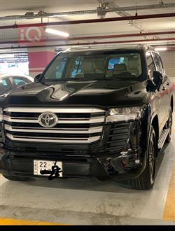 تۆیۆتا لاند کروزەر